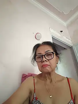 Hotestlove Chat XXX in diretta