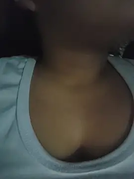 Elinaax Chat XXX live