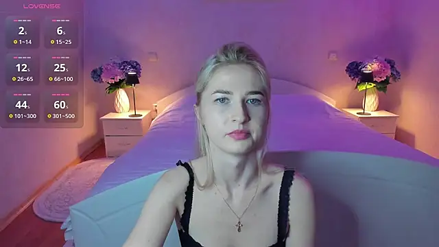 Онлайн чат XXX Julie_Blaze