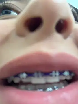 Živý XXX chat Mia_roussee_