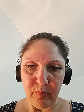 Chat XXX en directo de Imperatriza