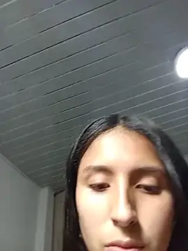 mariana_sofia 现场XXX聊天