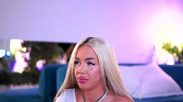 Онлайн чат XXX LisaLorenz