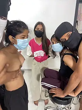 hot_janvi_n Webbikameraesitys