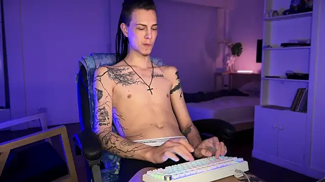 XXX chat uživo modela Den_BlueXx