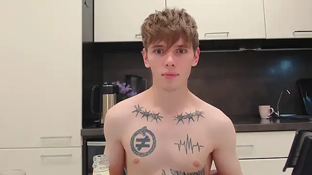 Fredd_Xanders Live XXX-chat