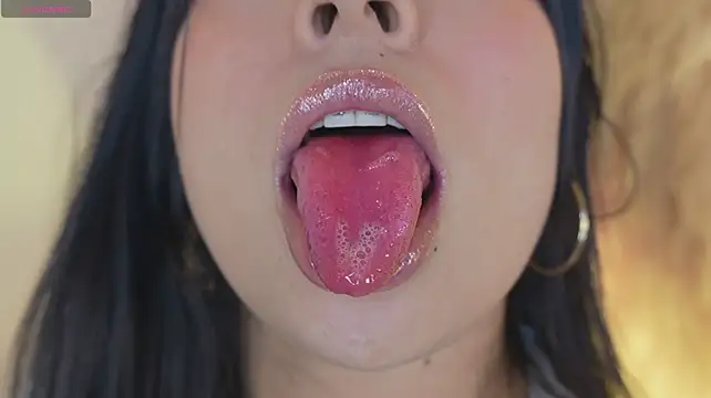 Sembang XXX Secara Langsung mia_roux1