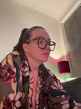 FemDom_RubyKnightXXO Chat XXX in diretta