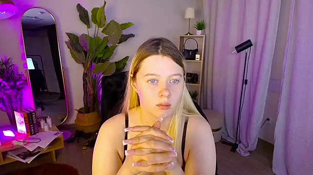 CelestineMauriac Live XXX-Chat