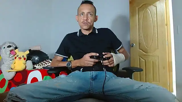 skinny23cm's Live XXX Chat