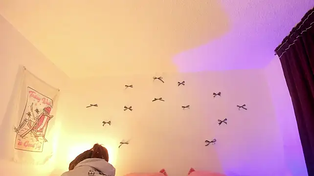 Онлайн чат XXX Alessamoth