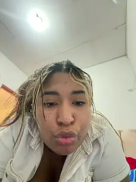 Онлайн чат XXX morena_2026pink