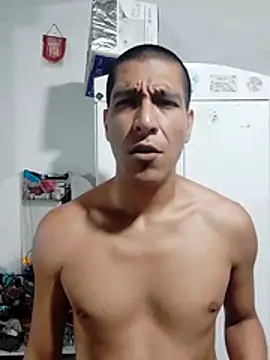 Rodri-Cami's Live XXX Chat