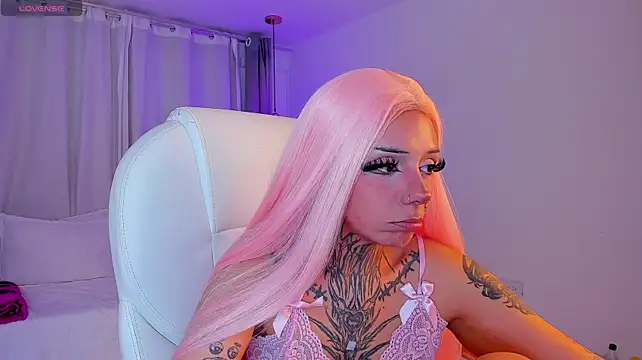 KoraRousee Chat XXX live