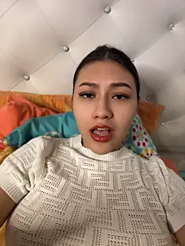 Show modela giaa_ na web-kameri