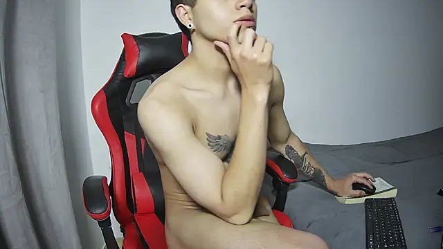 Nickiki-666 – Naživo XXX chat