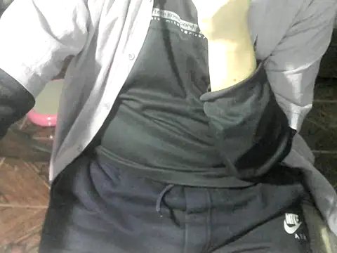 XXX chat uživo modela OreCam