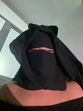 Hijabi_HotGirls – Naživo XXX chat