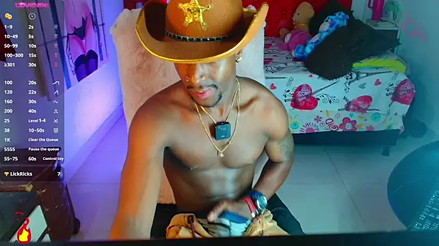 Aroonsexyboy Chat XXX live