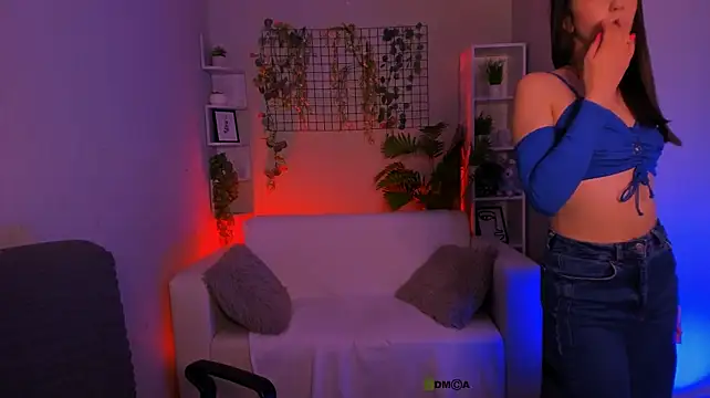 XXX chat uživo modela bella_dorn