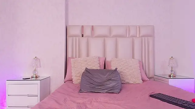 แชท XXX สดของ alanarose18