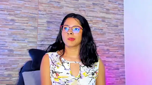 XXX chat uživo modela nath_redrex