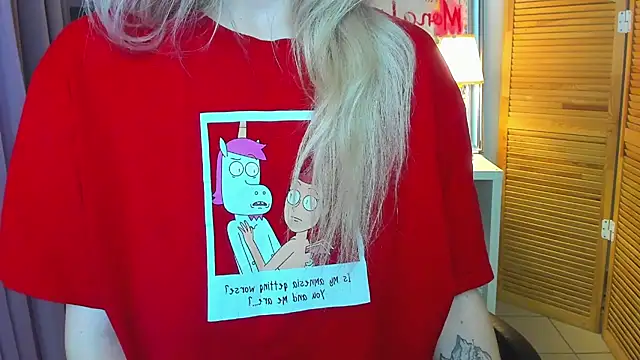 Онлайн чат XXX CamillaDreamer