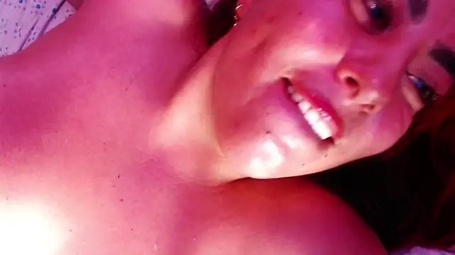 Онлайн чат XXX gatuwildhott