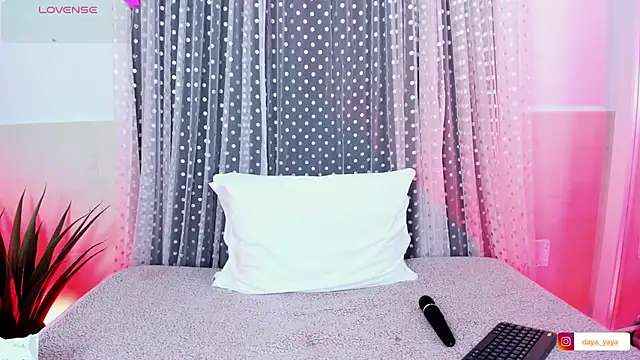 pinky__bunny's Live XXX Chat