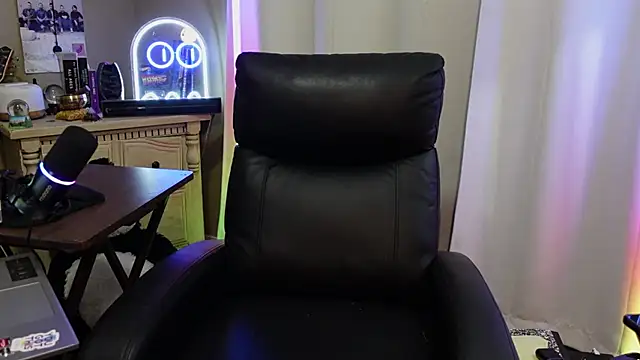 Ghost11_11's Live XXX Chat