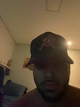 Apollo_dmk's Live XXX Chat
