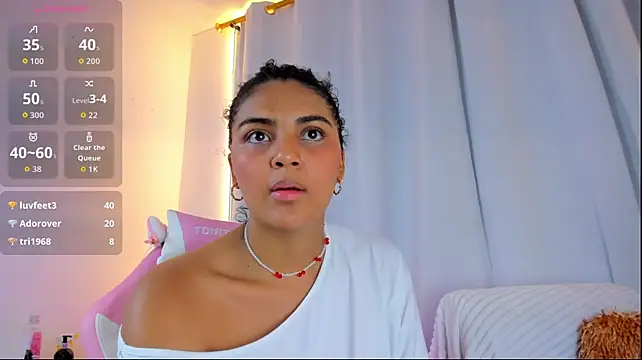 Melodymoore_ Adlı Modelin Canlı XXX Sohbeti