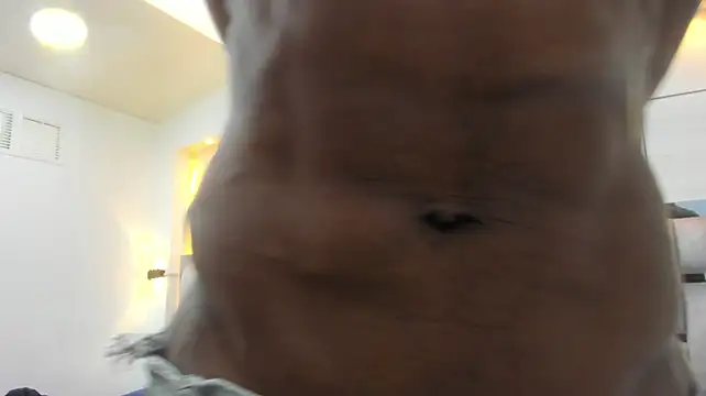 צ'אט XXX בשידור חי של derek_raser