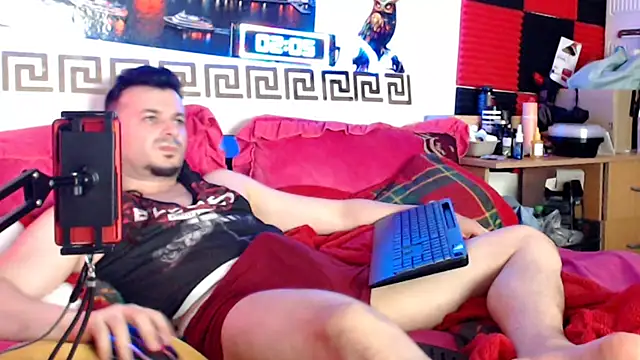 Pokazy przed kamerką – Hugec0ck007
