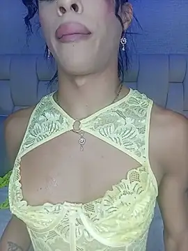 Chat XXX en directo de KeitinThompson