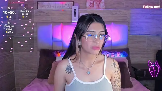دردشة mia_devine_ الجنسية المباشرة