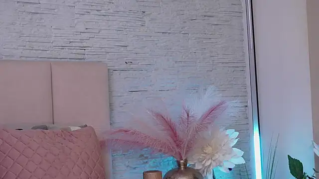 InesBrillante Chat XXX live