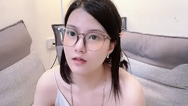 yuanbaobao66 现场XXX聊天