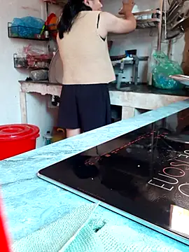 Chat +18 de Suhynxx ao vivo