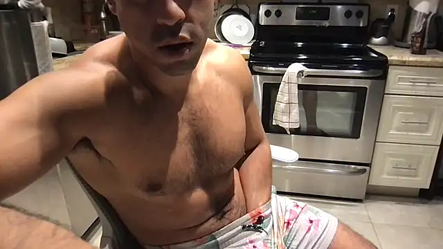 Chatroom XXX en direct de BigGuyMuscle