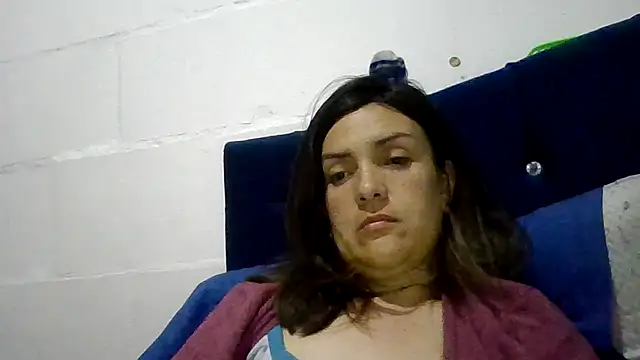 princessbella93 লাইভ XXX চ্যাট
