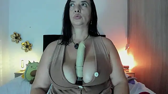 TatianaMonteross' Live XXX Chat