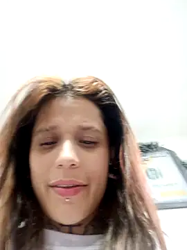 Онлайн чат XXX Lya_Ross19