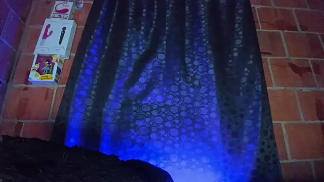 Živý XXX chat Cata-angel