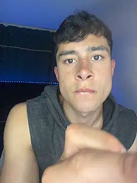 XXX chat uživo modela AustinJones_