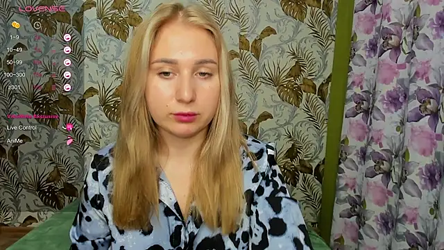 XXX chat uživo modela cassandra_shy8