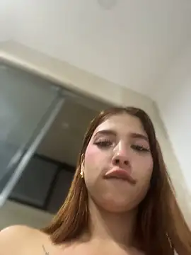 sophie_valencia Chat XXX in diretta