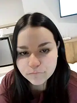 BadPeroCute Chat XXX in diretta