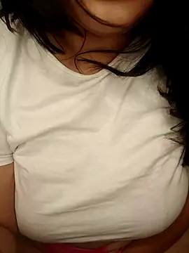 Chat +18 de kitty_2000 ao vivo