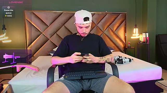 Salvattore_Muller Chat XXX in diretta